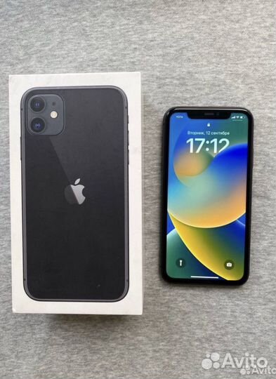 Телефон iPhone 11