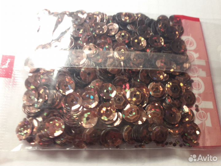 Пайетки пришивные на одежду(россыпью)