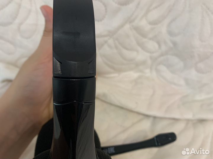 Проводные наушники с микрофоном