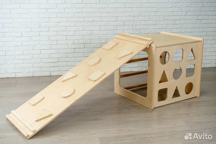 Уличные горки, детские карусели, качели всех видов