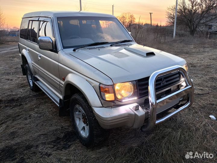 Mitsubishi Pajero 2.5 AT, 1992, 160 000 км