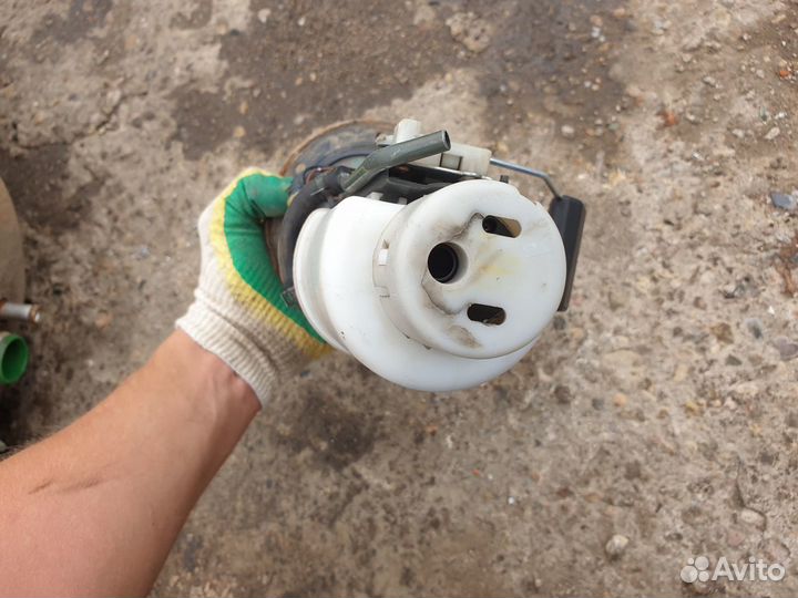 Топливный насос Hyundai Sonata 4 EF Соната 2.0