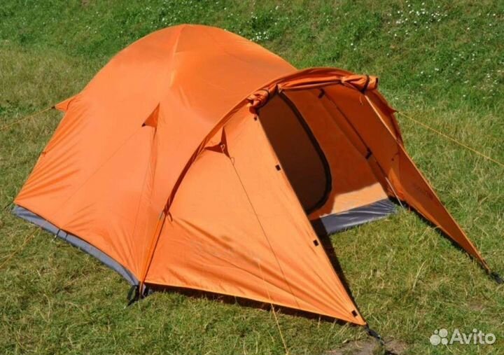 Палатка 4 местная. Новая