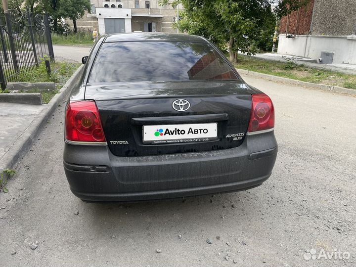 Toyota Avensis 2.0 AT, 2004, 90 000 км