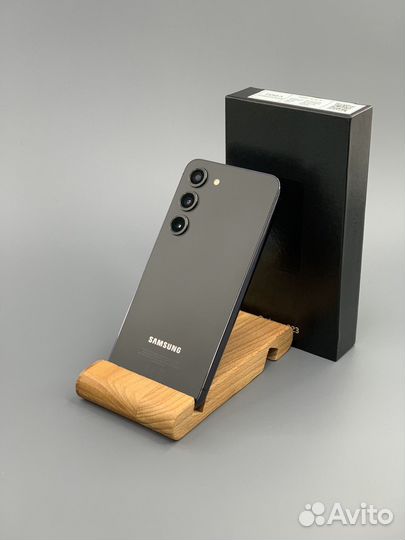 Samsung Galaxy S23+, 8/512 ГБ