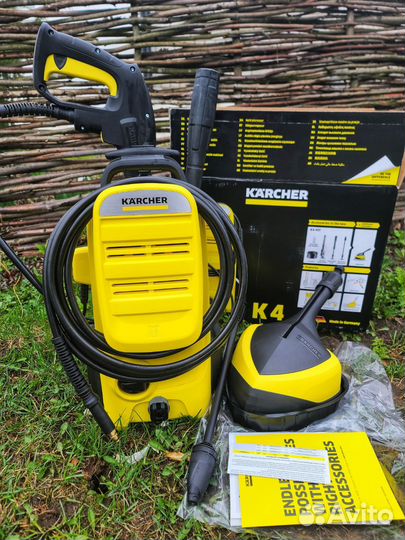 Мойка высокого давления Karcher K4 Compact новая
