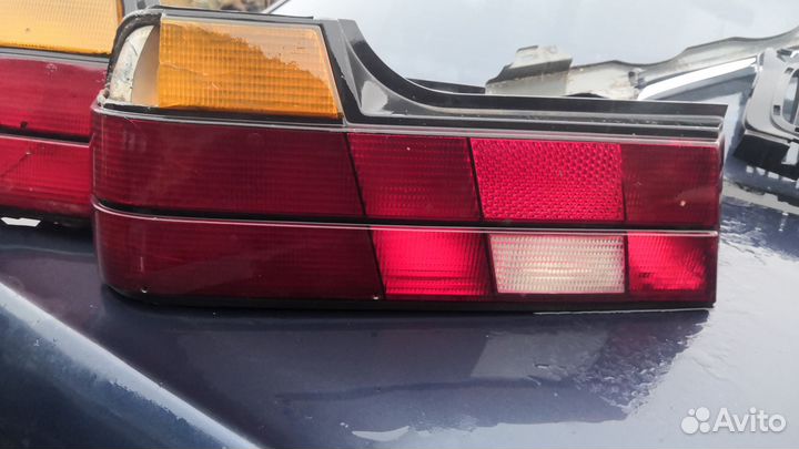 Задний левый фонарь бмв Е32 BMW e32