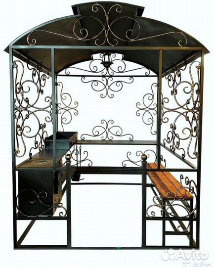 Мангал с крышей