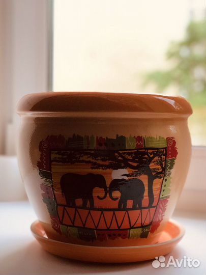 Керамический цветочный горшок