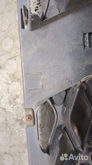 Решетка радиатора Nissan X-Trail (T31)