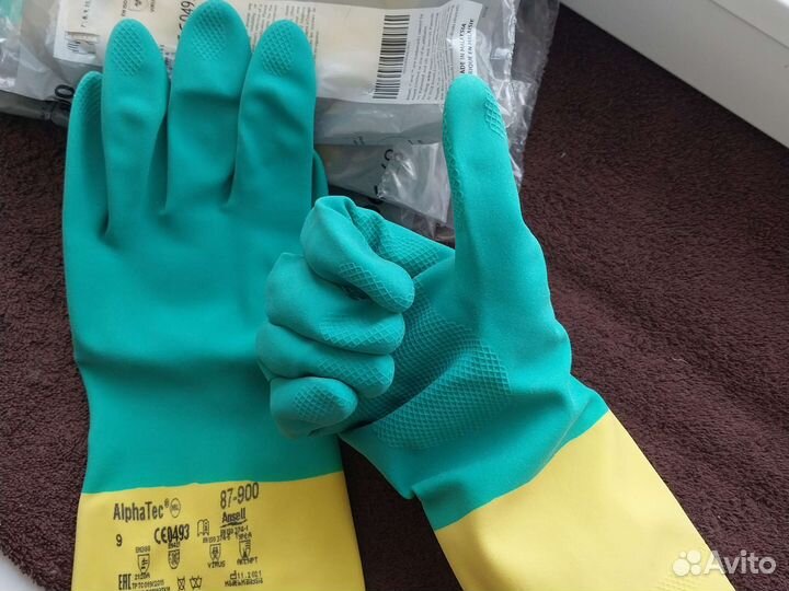 Перчатки резиновые