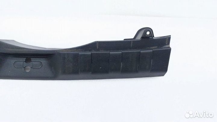 Кожух замка багажника Nissan X-Trail T31 MR20DE