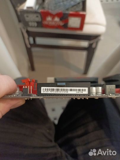 Материнская плата