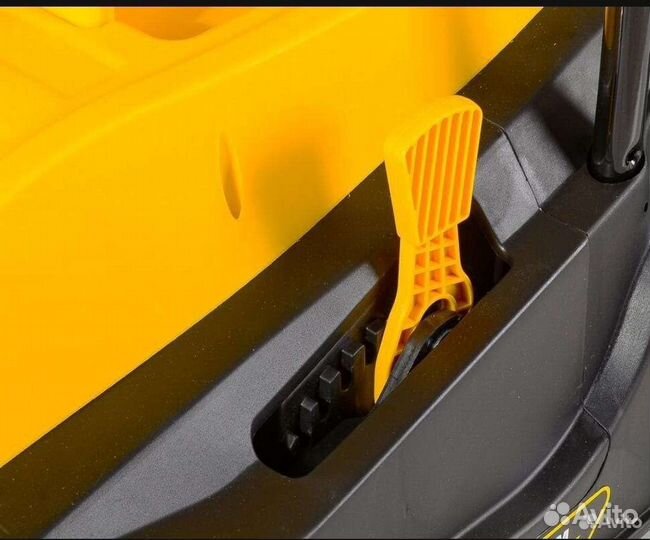 Газонокосилка электрическая