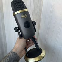 Blue yeti x