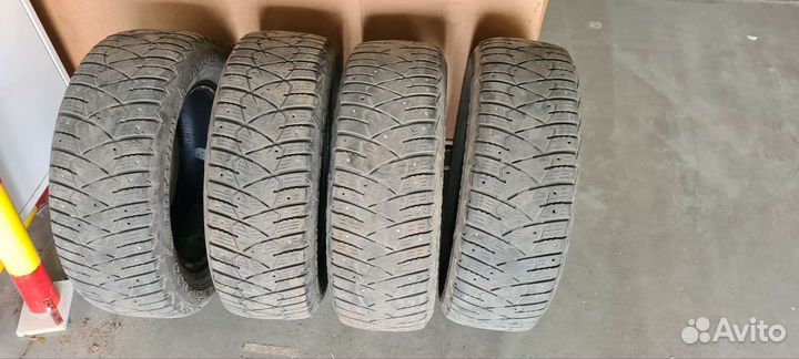 Goodyear UltraGrip 195/65 R15