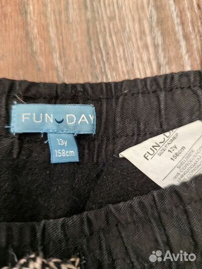 Джинсы утеплённые на мальчика 158 см