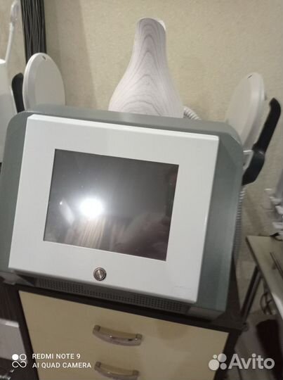 Профессиональный аппарат для стимуляции мышц