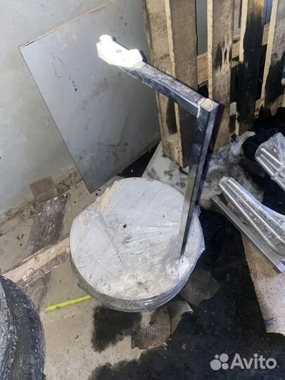 Вращающаяся полка в угловой шкаф