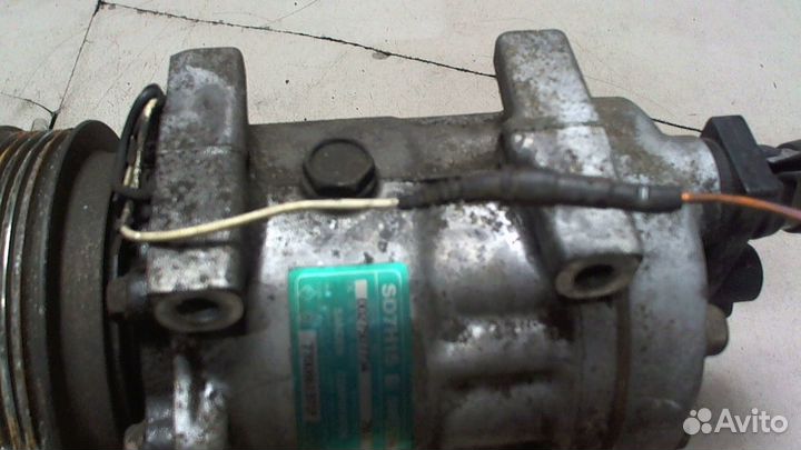 Компрессор кондиционера Renault Laguna, 1998