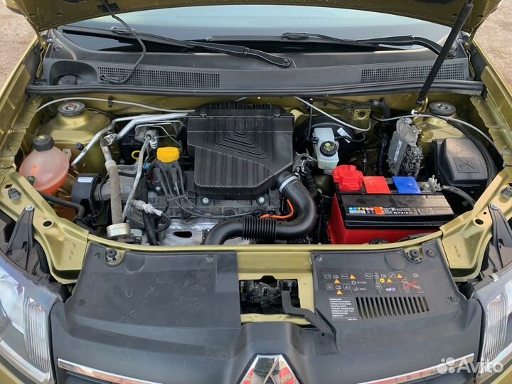 Renault Sandero Stepway 1.6 МТ, 2017, 73 000 км