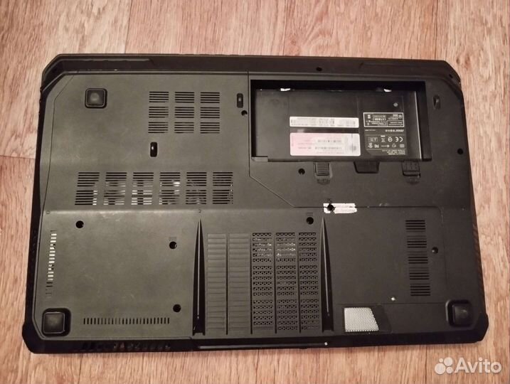 MSI GT70 Корпус