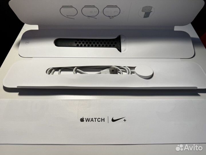 Часы apple watch 3 42mm nike