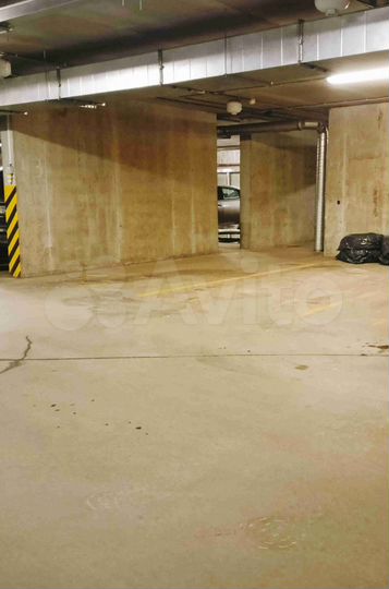 Машиноместо, 12 м²