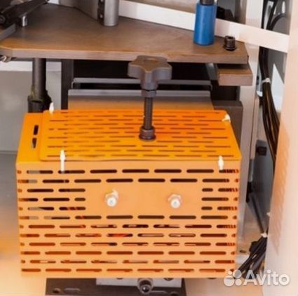 Автоматический кромкооблицовочник