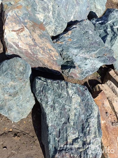 Глыбы/декоративный камень