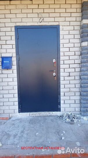 Толстая входная дверь с отличной шумоизоляцией