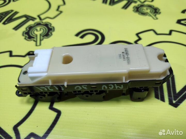 Блок управления стеклоподъемниками Toyota Harrier