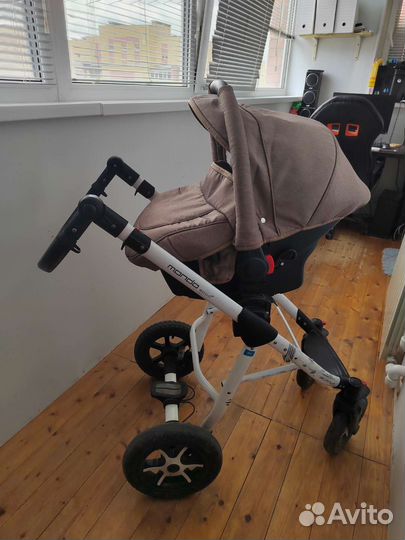 Автолюлька с шасси и 2 блока