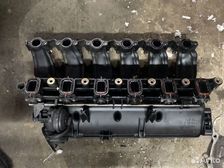 Впускной коллектор bmw e60