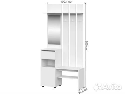 Вешалка с зеркалом в коридор