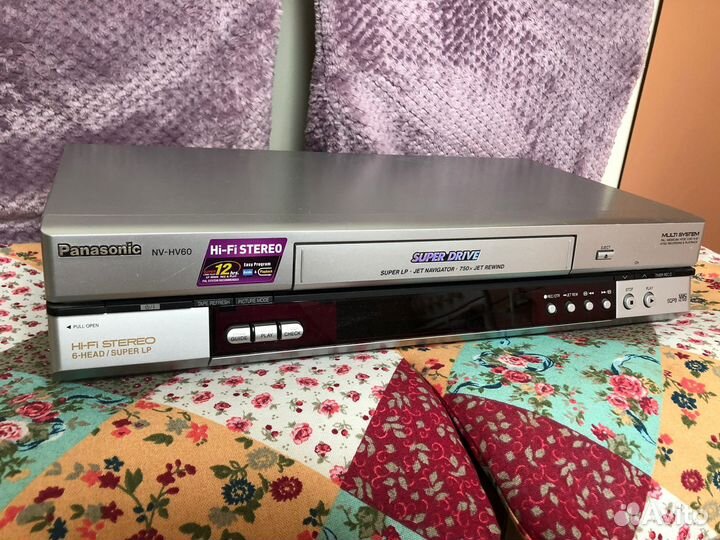 Видеомагнитофон: Panasonic model No.NV-hv60gcu-S