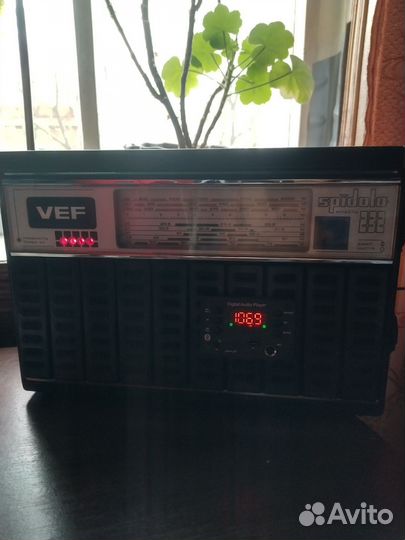 Радиоприемник VEF 232 с FM