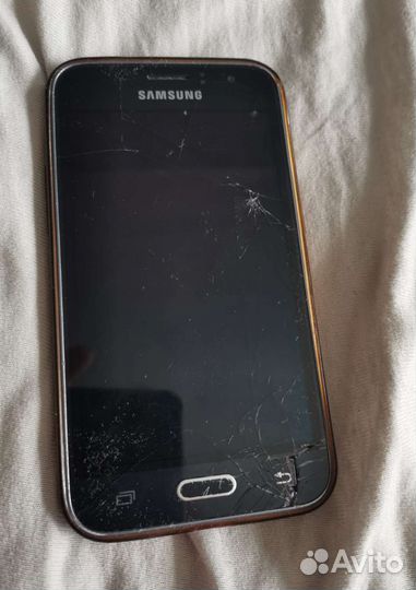 Телефон Samsung