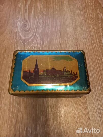 Старинные жестяные коробки