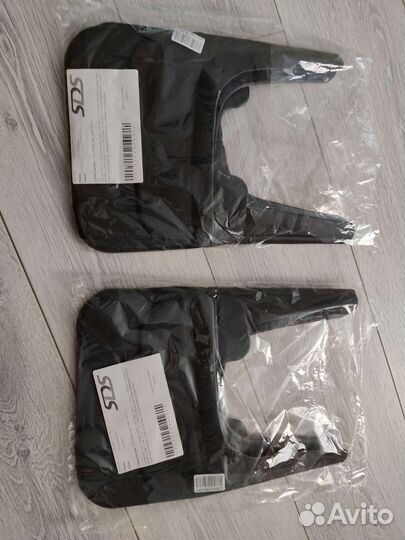 Брызговики универсальные