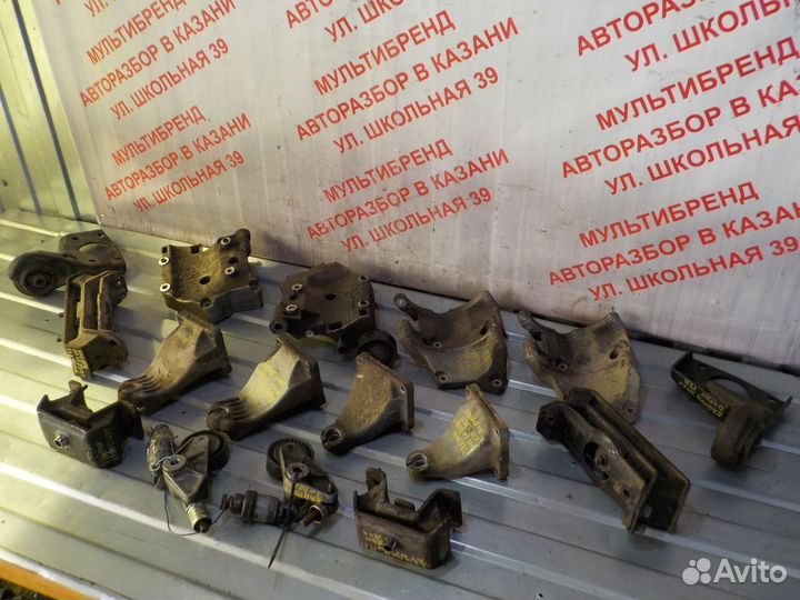 Кронштейн опора двигателя Ссангйонг Кайрон 2.0 TDI