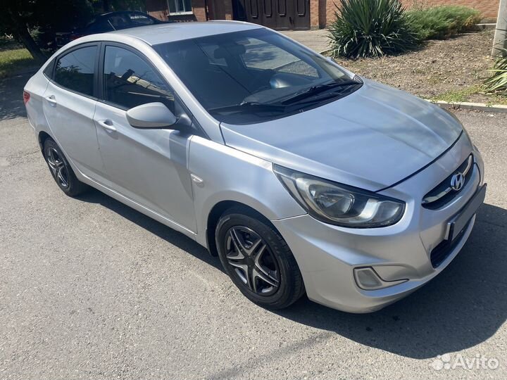 Hyundai Solaris 1.6 AT, 2014, 280 000 км