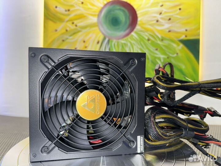 Блок питания Chieftec 750w