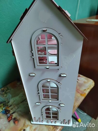 Домик кукольный