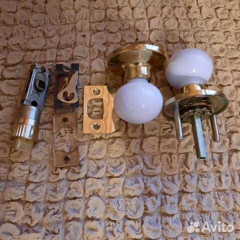 Дверные ручки комплект