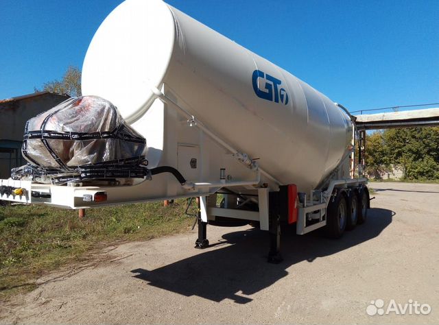 Мини-погрузчик XCMG SR760RU, 2023