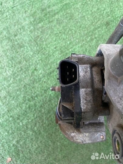 Мотор дворников Honda Stream RN1 D17A 2001