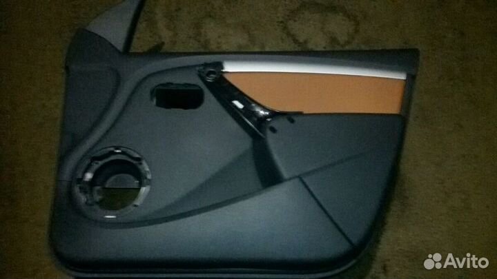 Обивка двери ларгус кросс