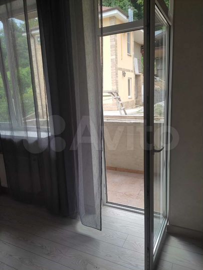 2-к. квартира, 72 м², 2/3 эт.