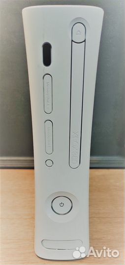Microsoft Xbox 360 Белая